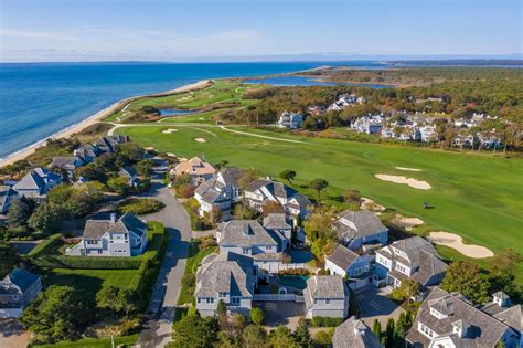 Cape Cod Casual Exploring The New Seabury Country Club The Brassie