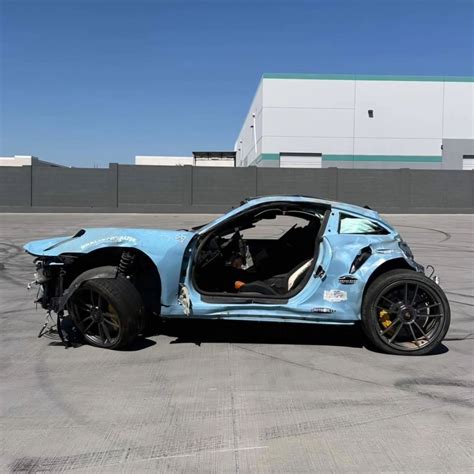 Porsche Turbo S Goes From Supercar To Mega Hatch In One Horrific Crash Autoevolution