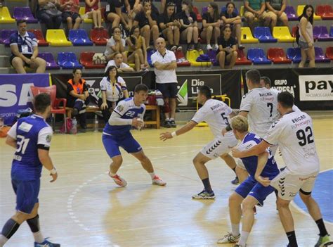 Het werd opgericht op 17 november 1991 en bestaat uit 50 aangesloten federaties en twee. European Universities Handball Championship | EUSA