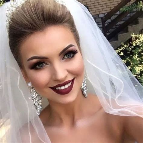 130 Delighting Fall Wedding Makeup Ideas In 2020 Fall Wedding Makeup
