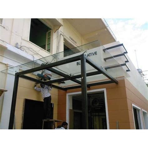 Straight roof canopies are the standard configuration for canopies located against building elevations but also used for many applications including walkways, waiting and seating areas. Glass canopy-Everything you want to know - Decorifusta