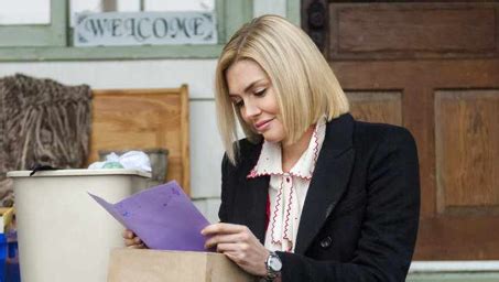 What was that refrigerator in her aunt's home??? Hallmark Channel's Countdown to Valentine's Day: "Appetite ...