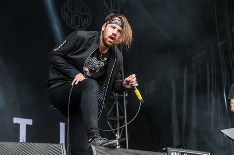 Beartooth Debut Two Songs Off New Album Book Huge Tour