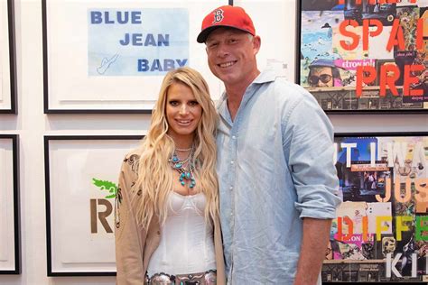 Jessica Simpson And Husband Eric Johnson Have Date Night At L A Gallery