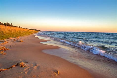 3800 Lake Michigan Sunset Stock Photos Pictures And Royalty Free