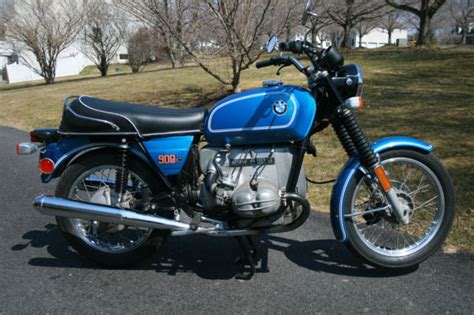 It could reach a top speed of 122 mph (196 km/h). 1974 BMW R90/6