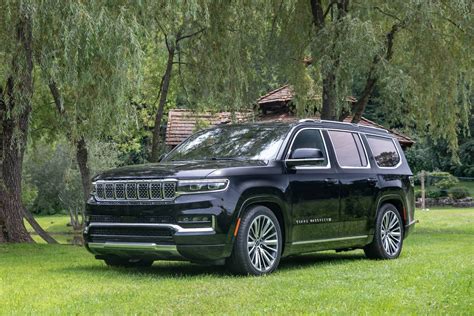 2022 Jeep Wagoneer And Grand Wagoneer Review Big Bold And Ready For A