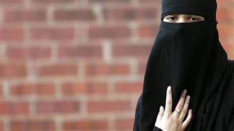 Norway To Ban Full Face Muslim Veil In All Schools