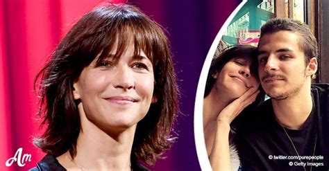 May 25, 2021 · depuis plusieurs jours, bruno, le maître des 12 coups de midi, tente de trouver qui se cache derrière l'etoile mystérieuse. Sophie Marceau : enfance difficile de son fils Vincent ...
