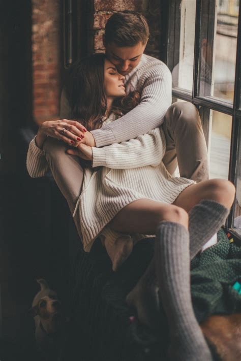 Pin By Gretchen E On ѕυα∂α∂є Couples Couple Photography Poses Couples In Love