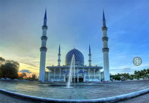 Get the best hotels at sultan abdul aziz shah airport using airlinesmap compare box. Sultan Salahuddin Abdul Aziz Shah Mosque - GoWhere Malaysia