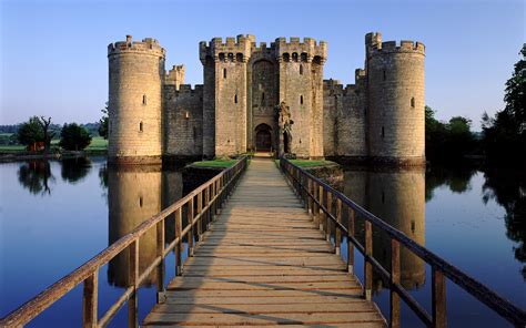 It shares land borders with wales to its west and scotland to its north. Britain's best castles - Medieval Archives