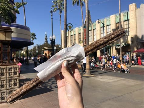 Review Milk And Cookies Churro In Hollywood Land Holiday 2019 At