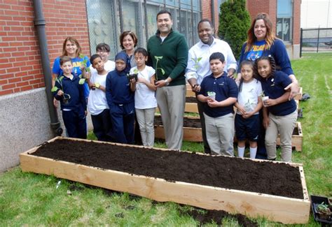 Union County Kids Dig In Garden At John Marshall School 20 In