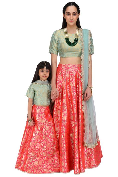 9 cool mother daughter matching outfit ideas sassy indian fashion mother daughter matching
