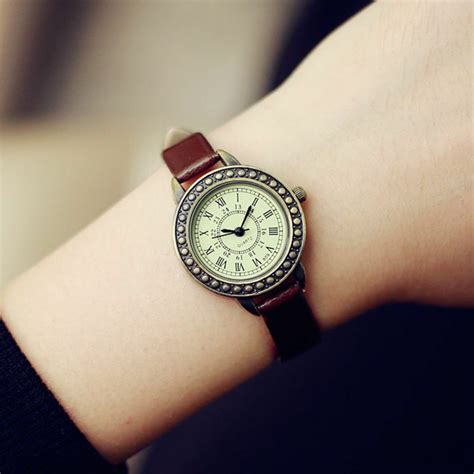 Rome Vintage Small Dial Women Quartz Watch Leather Strap