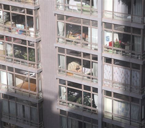 Nude Chinese Woman Sunbathing In The Window Gallery Ebaums World