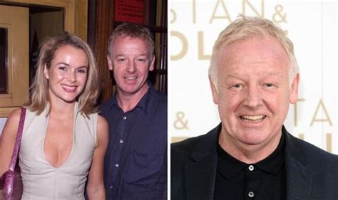 On this page we invite you to read about amanda holden and les dennis relationship and to contribute with interesting facts you may know. Les Dennis and Amanda Holden split: How Amanda pinpointed ...