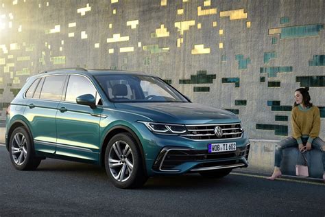 Vw Tiguan Gets Major Refresh With New Tech And Plug In Powertrain Parkers