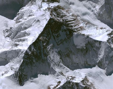 Mount Everest From Space Mount Everest Everest Climbing Everest