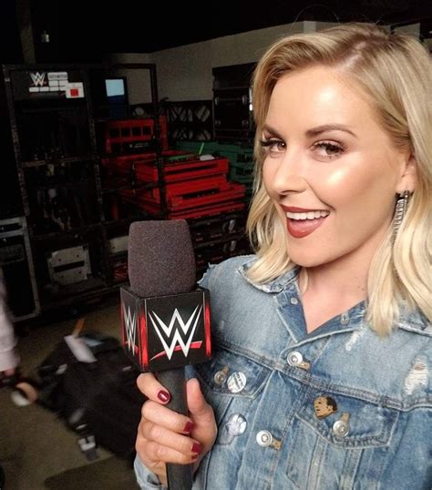 Renee Young Wwe Photos Wwe Wrestlers Young