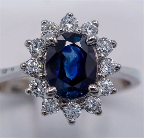 Deep Blue Sapphire Ring 152 Ct 18kt White Gold And 041ct Catawiki