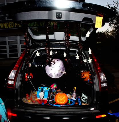 We did not find results for: 2013 Trunk Or Treat - CurlyCraftyMom.com