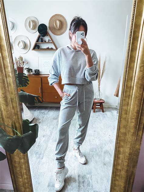 Comfy Work From Home Outfits Im Loving Frank Vinyl Fashion Blogger