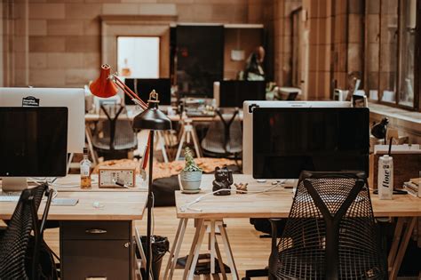 100 Offices Pictures Hd Download Free Images On Unsplash