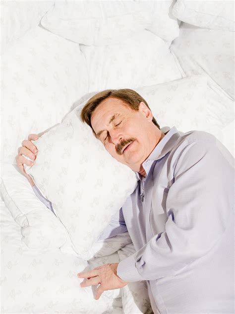 Mike Lindell My Pillow Voting Machine Company Sues Pro Trump Pillow Man Over False Election