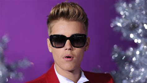 Justin Bieber releases Christmas playlist