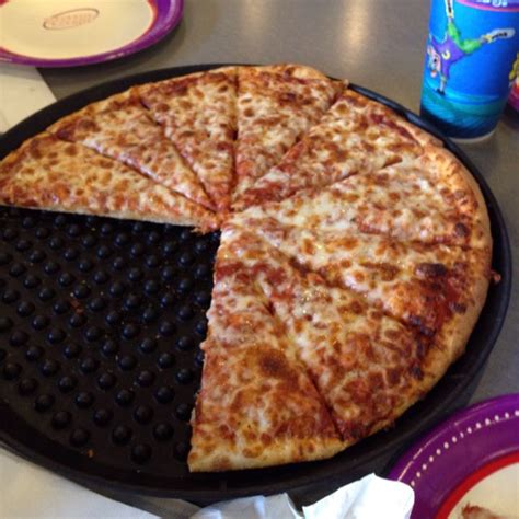 Pizza From Chuck E Cheese Loved It As A Child And Love It To This Day