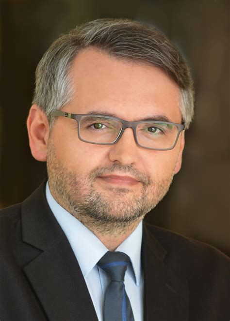 Przeglądaj tysiące produktów, zamów i skorzystaj z darmowej dostawy do salonów empik w całej polsce! Zarzut prokuratora powoduje odejście burmistrza