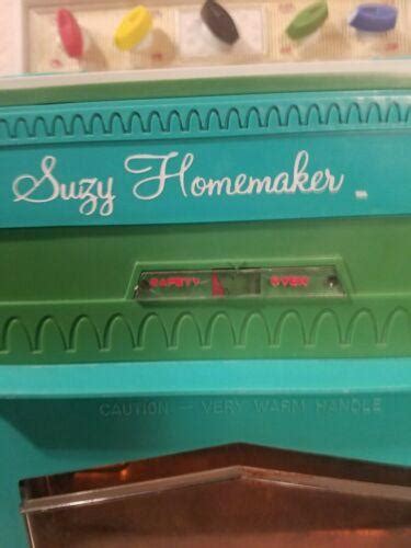 vintage 1968 topper toys suzy homemaker kitchen safety oven stove toy works nice 3847763079