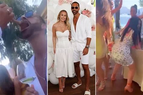Kate Wright S Stunning Second Wedding Dress As She Has First Dance With