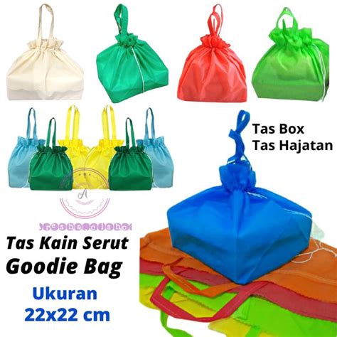 Jual Tas Kain Tas Spunbond Goodie Bag Model Serut Polos Size 22x22 Cm