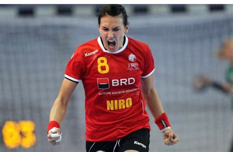Cristina neagu ретвитнул(а) international handball federation. Cristina Neagu și-a asumat rolul de ambasador anti ...
