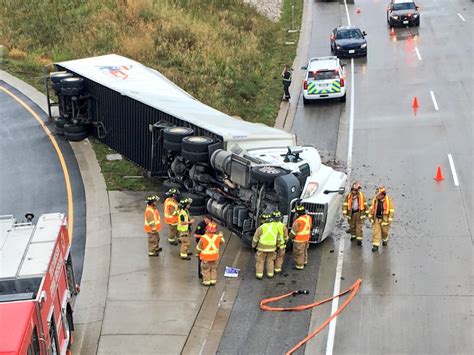 Tractor Trailer Rolls Over At Highway 401 Ramp And Highway 3 Ctv News