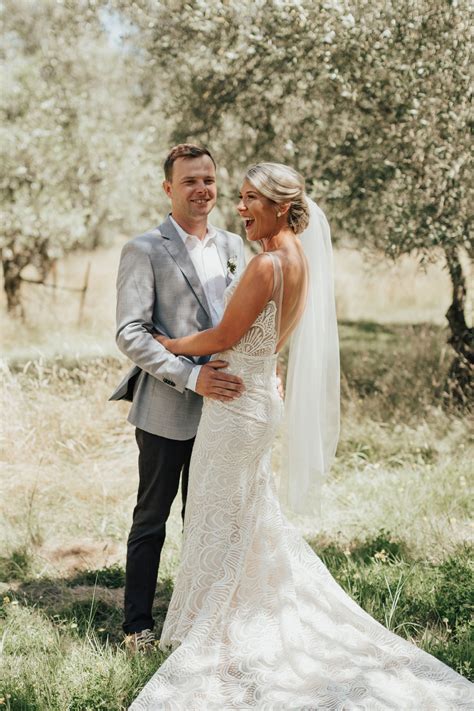 Showcasing newest collections from top designers. Made With Love Harlie - Bone Second Hand Wedding Dress on ...