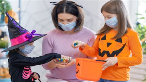 Trick Or Treating During A Pandemic