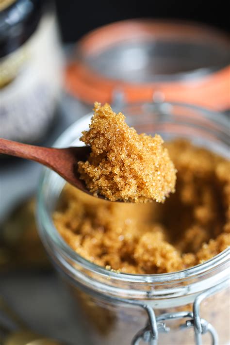 How to Make Brown Sugar | Golden Barrel