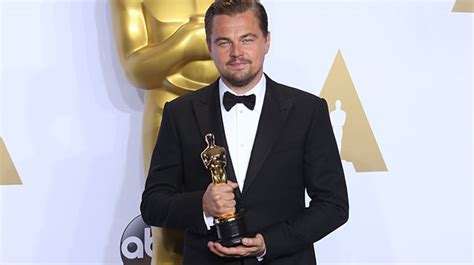 Leonardo Dicaprio Finally Wins His Best Actor Award At The 2016 Oscars