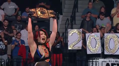 Hikaru Shida Beats Toni Storm Wins AEW Women S Title On Dynamite 200