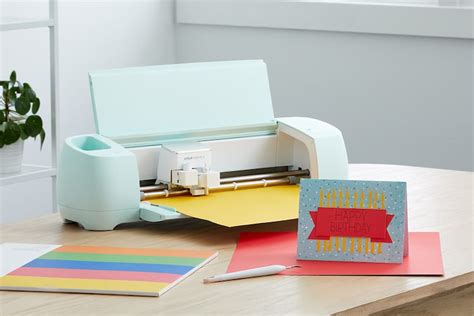 How To Use The Cricut Explore 3 Set Up Download Cds First Project