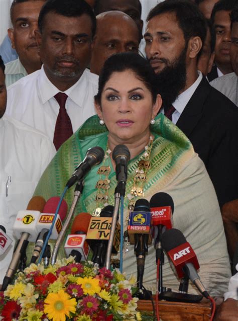 Rosy Senanayake Assumes Duties As Colombos First Female Mayor Timesonline