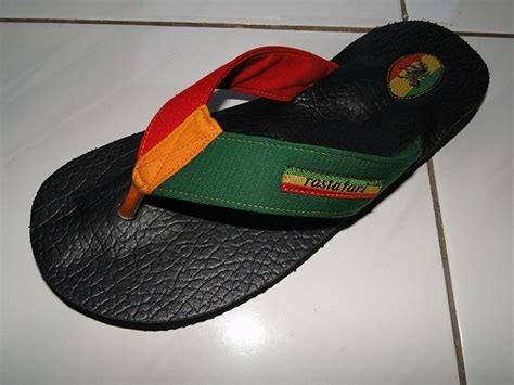 Pin By Trell Chapman On Jamaican Fashion Rasta Clothes Reggae Style