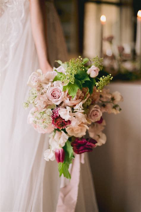 Flowers are universally recognized as a beautiful tribute of life. Wedding Florist in San Diego | Flowers For the Modern Bride