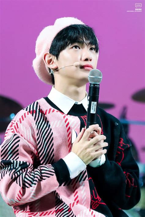 Bộ sưu tập của hương giang • cập nhật lần cuối 10 tuần trước. Lee Eui Woong (이의웅) • Yuehua Entertainment • Produce 101 ...