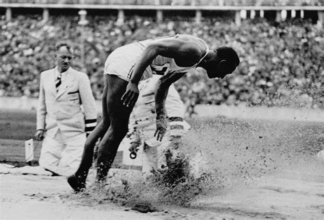 Dash, after setting a new record for that race the day before. Jesse Owens e Berlino 1936 - Il Post