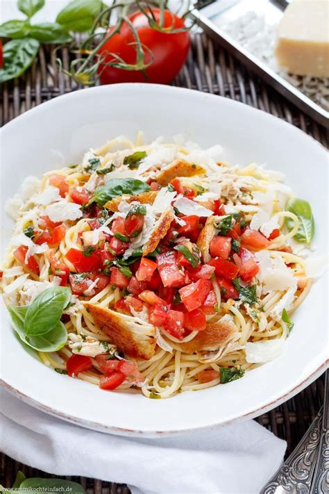 We did not find results for: Bruschetta Pasta mit Hähnchenstreifen - emmikochteinfach ...